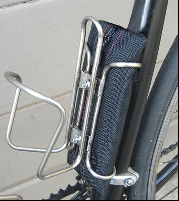 Details about   Pyramid Accessories Bicycle Clip-on Water Bottle Cage 